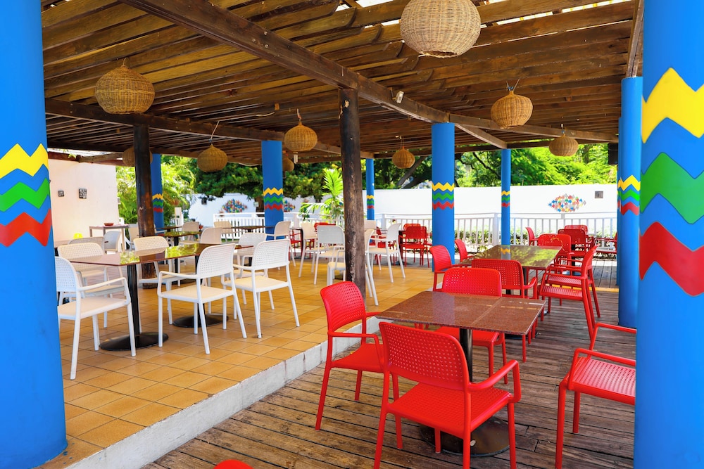 Muthu Crystal Cove Montego Bay 34/48