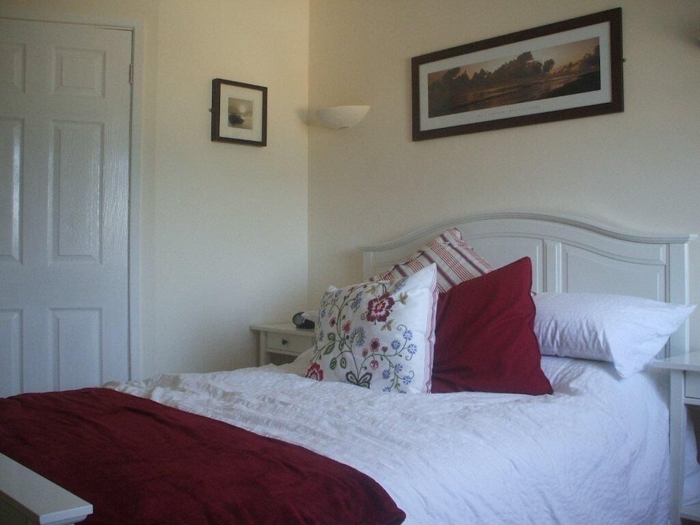 The Foxham Inn 6/8