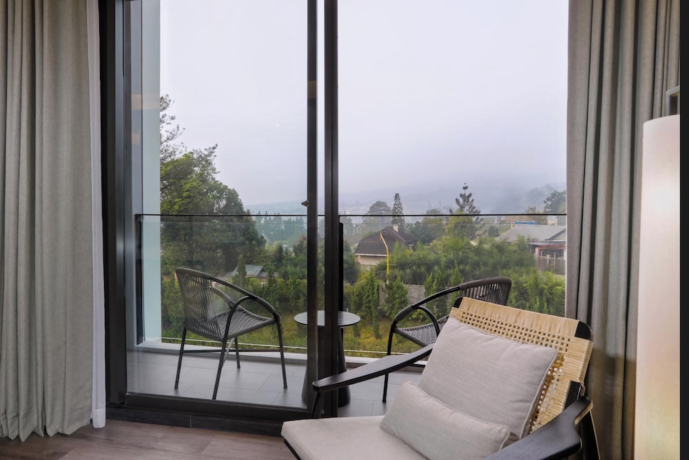 Grand Aston Puncak Hotel and Resort 19/50