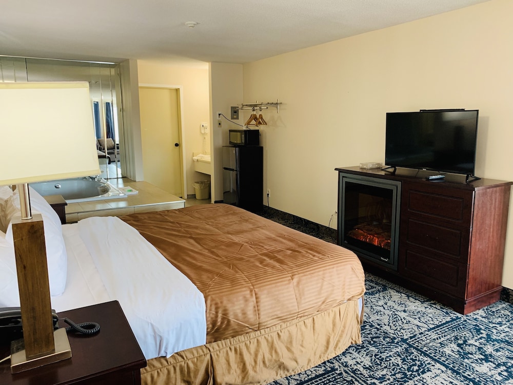 The Universal Inn And Suites 17/67