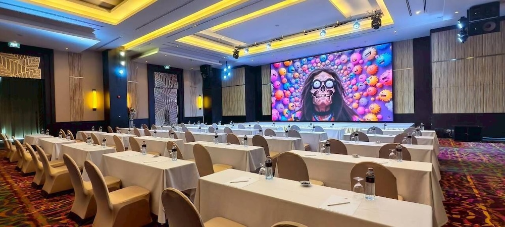 Amaranth Suvarnabhumi Hotel 34/49