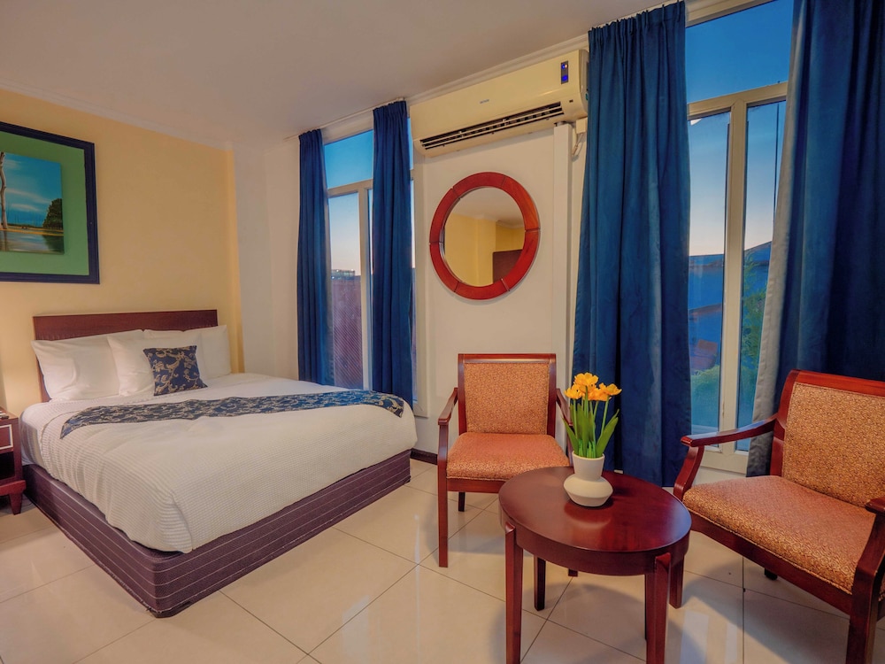 Hotel Palacio 16/50