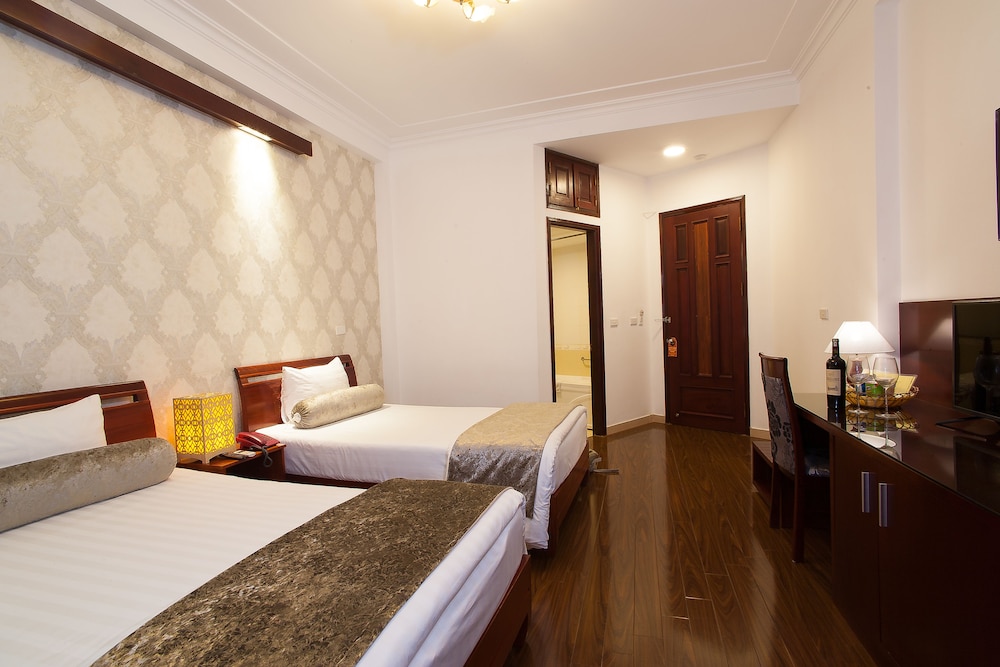 Deluxe, Double Bed