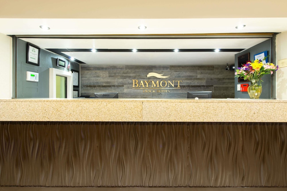 Baymont By Wyndham Louisville East 6/38