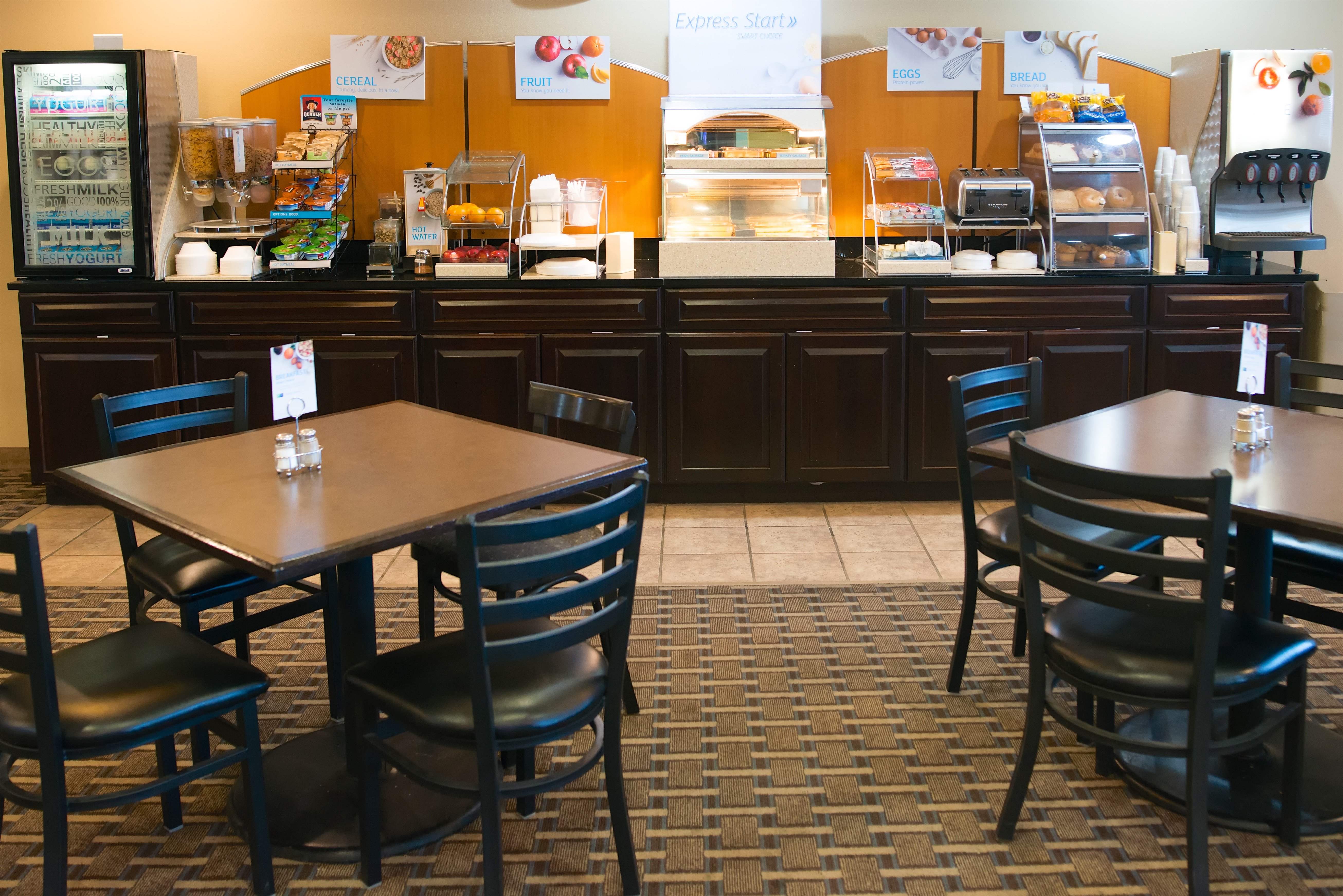 Holiday Inn Express Devils Lake 12/21