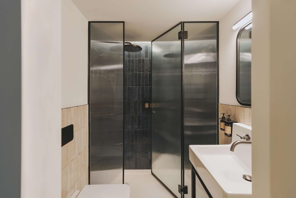 Hotel Regina Barcelona 49/50
