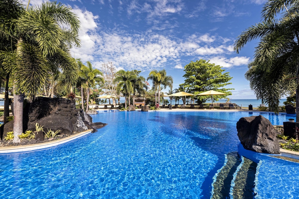Samoa Beach Resort 5/70