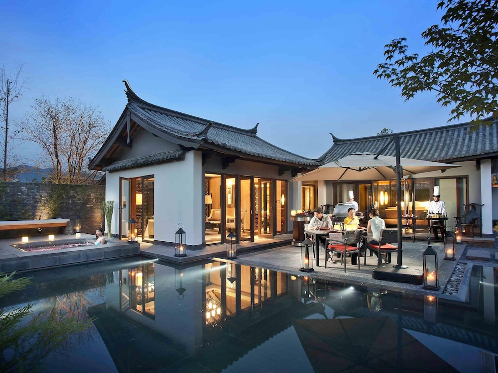 PULLMAN LIJIANG RESORT AND SPA 1/50