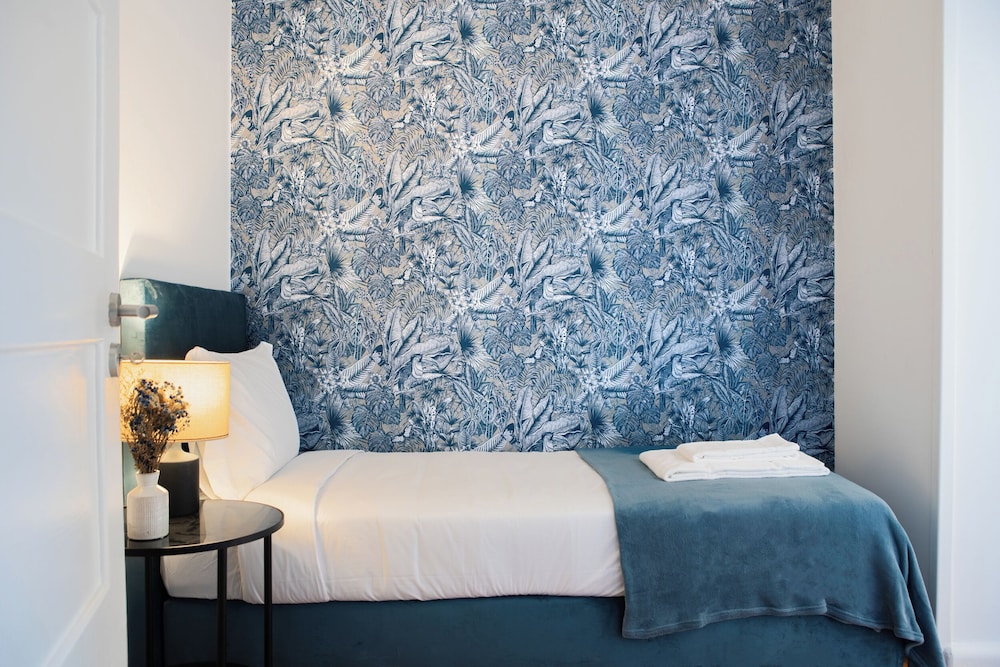 Succeed Campo Pequeno Suites photo3