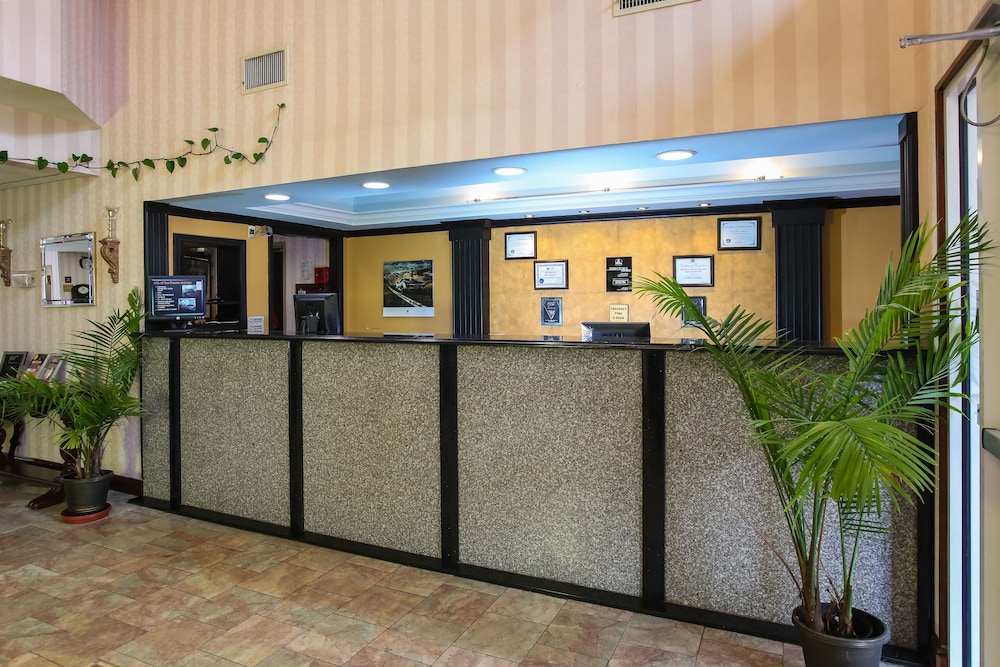 Lobby at Motel6 Dawsonville, GA - North GA Premium Outlets, DAWSONVILLE - GA