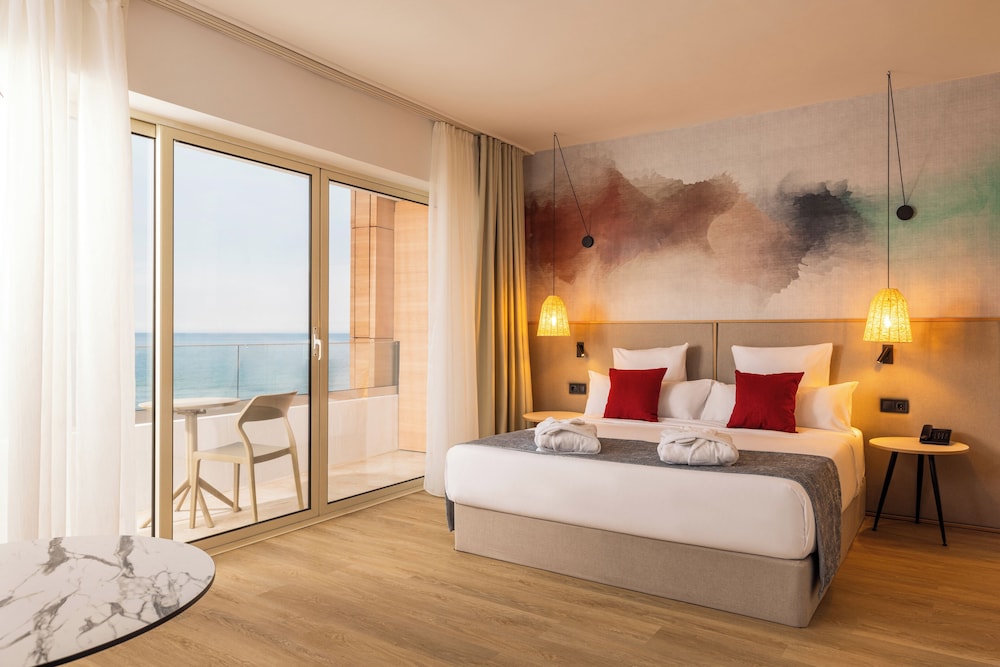 1 BEDROOM, MY FAVORITE CLUB, SUITE, SEA VIEW, BALCONY