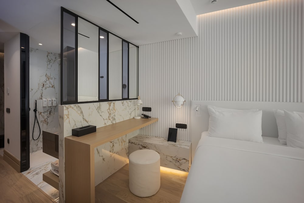 Ethereal White Resort Hotel & Spa Adults Only 16+ 64/81