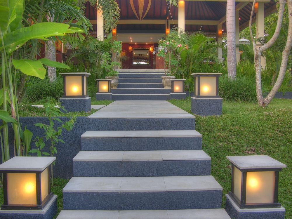 Villa Sabandari 45/50
