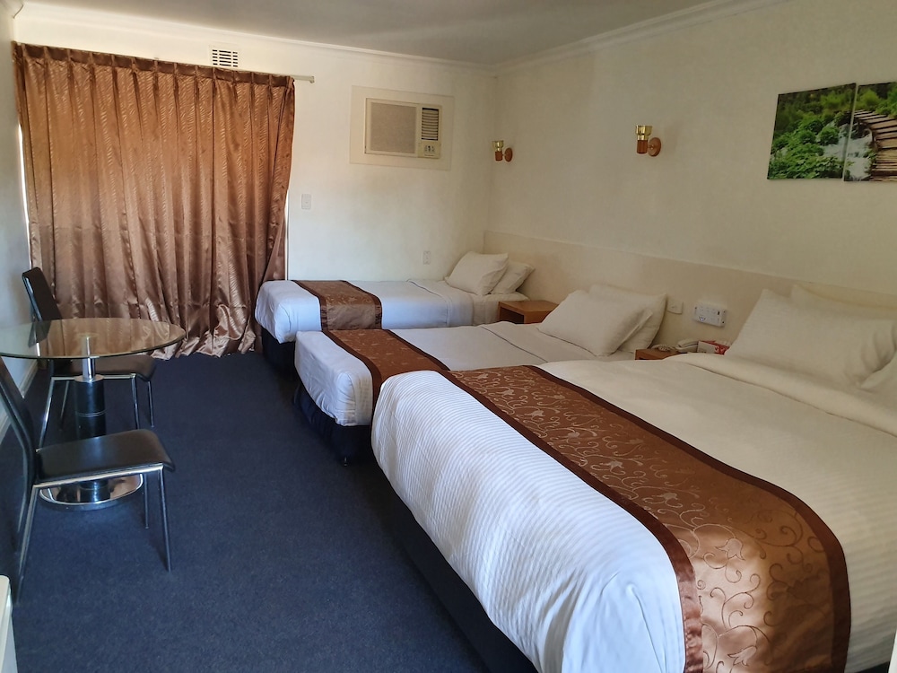 Econo Lodge Rivervale 23/60