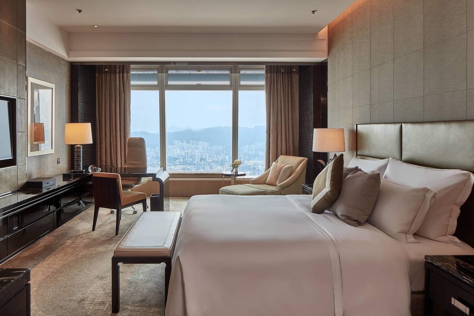 VICTORIA, HARBOUR, DELUXE, 2 DOUBLE BEDS, HARBOUR VIEW