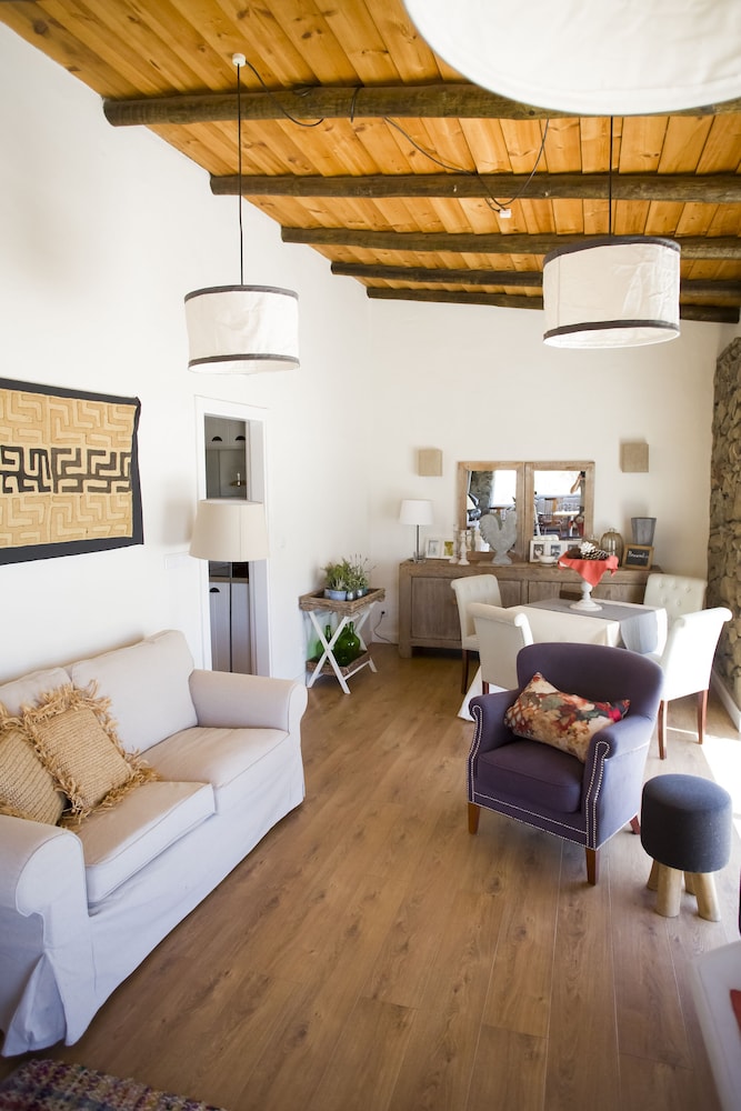 Casa Dos Castelejos 37/55