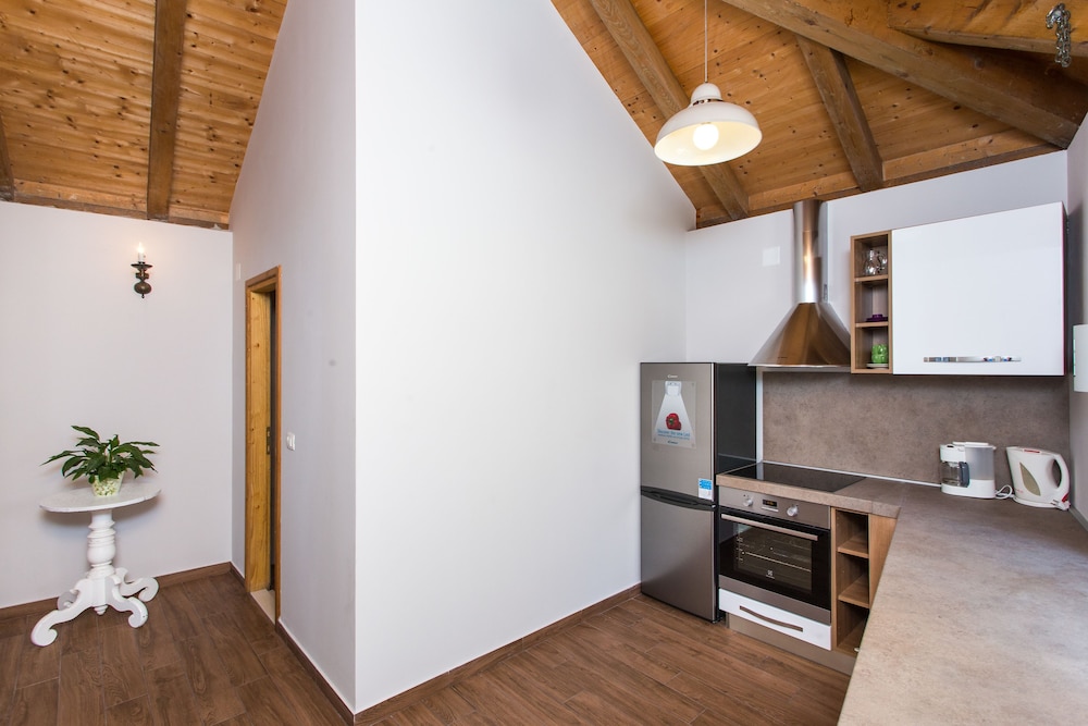 Apartments Villa Mirjana 4/75
