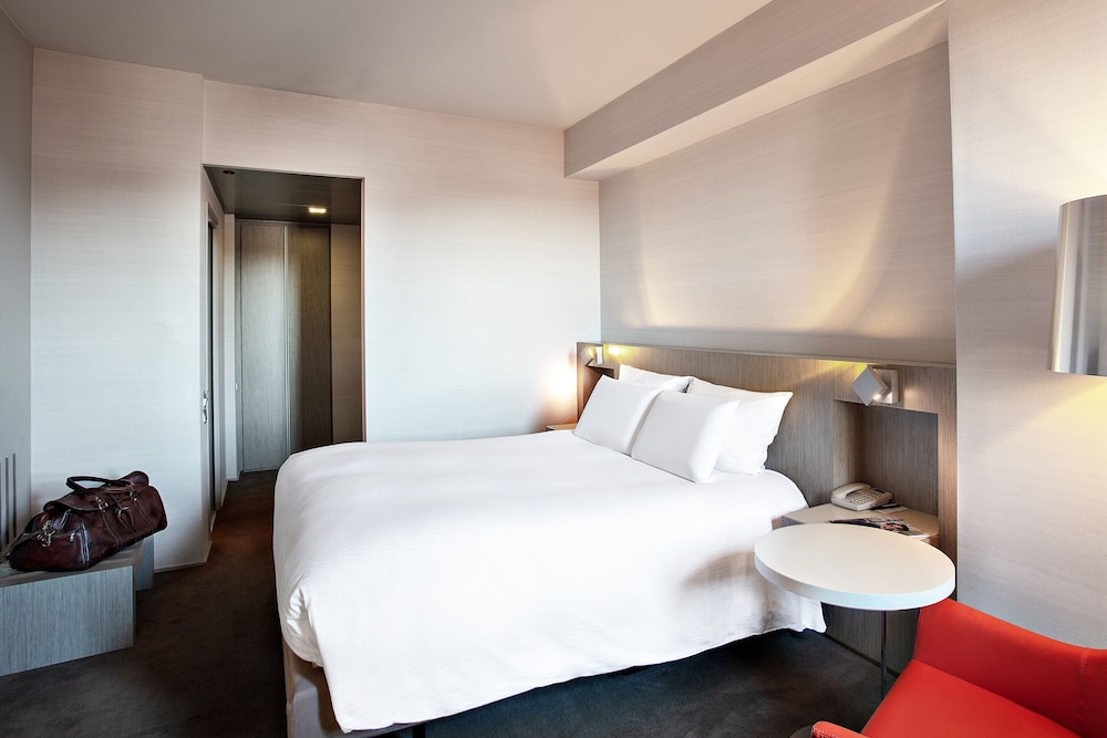 FirstName Toulouse - JDV by Hyatt 10/67