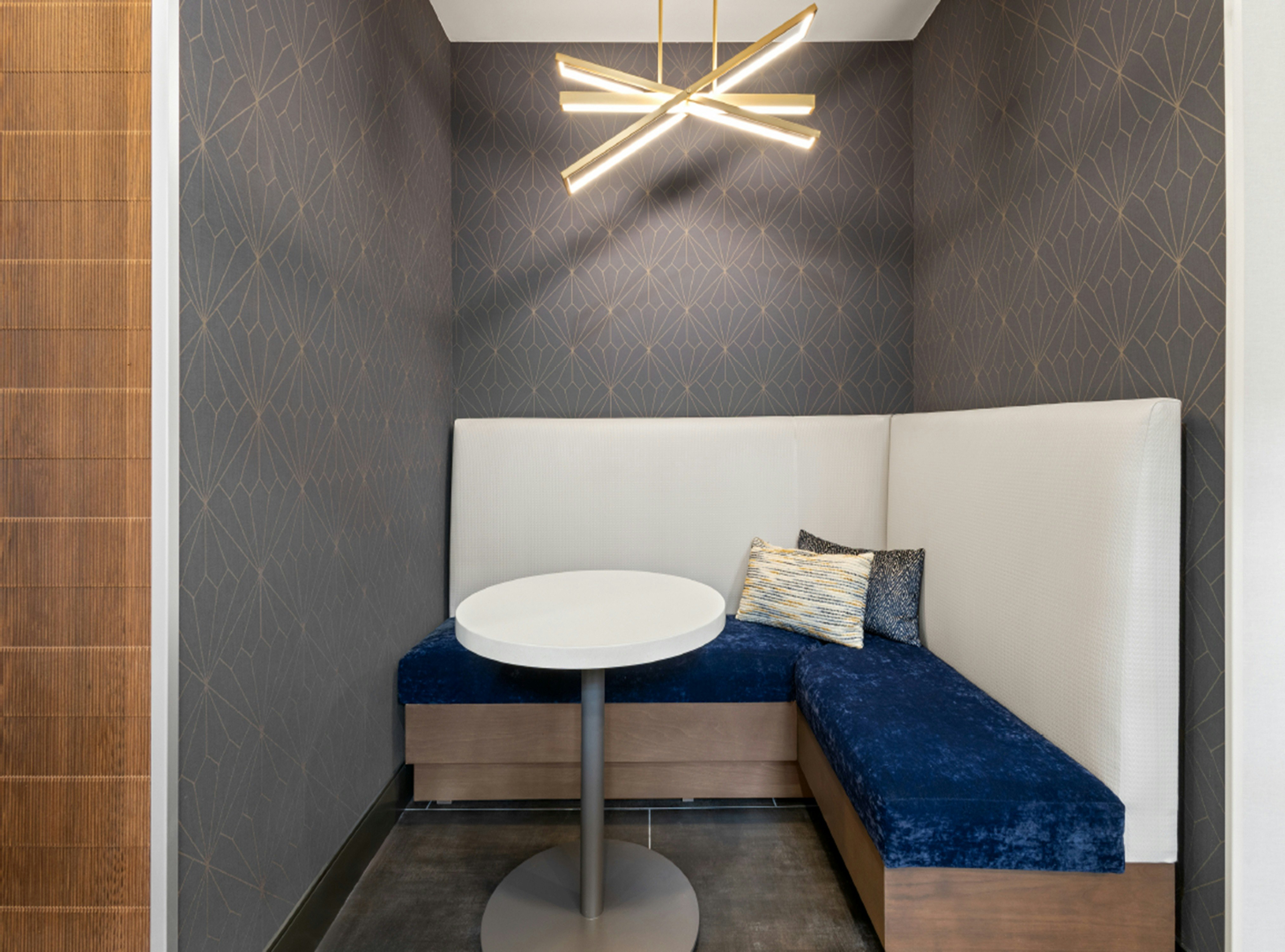 Hampton Inn & Suites Richmond/Glenside 36/37