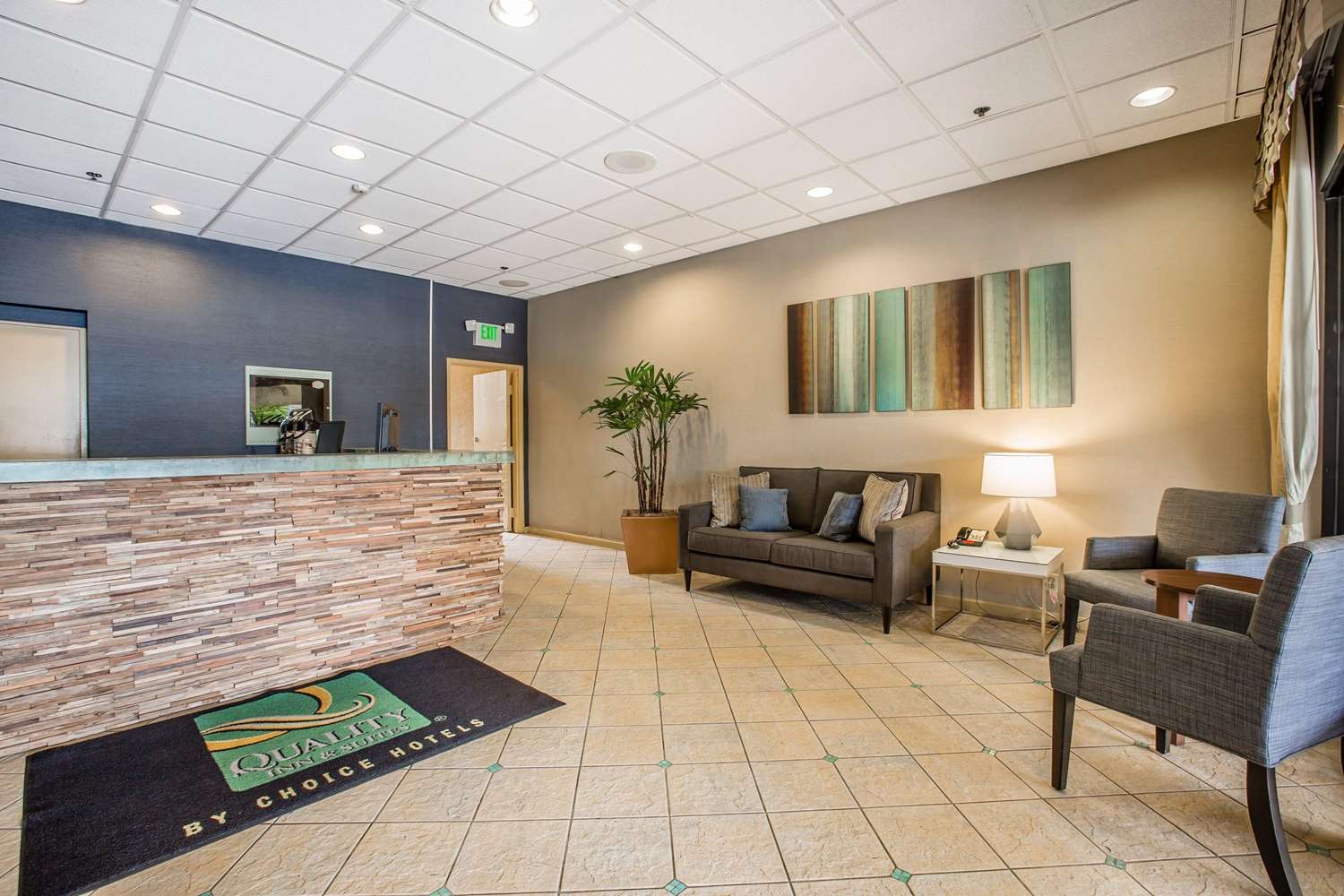 Quality Inn & Suites Hermosa Beach 11/38