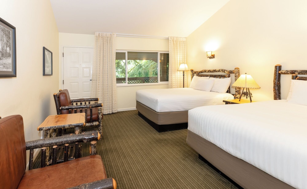 Lake Crescent Lodge 17/50