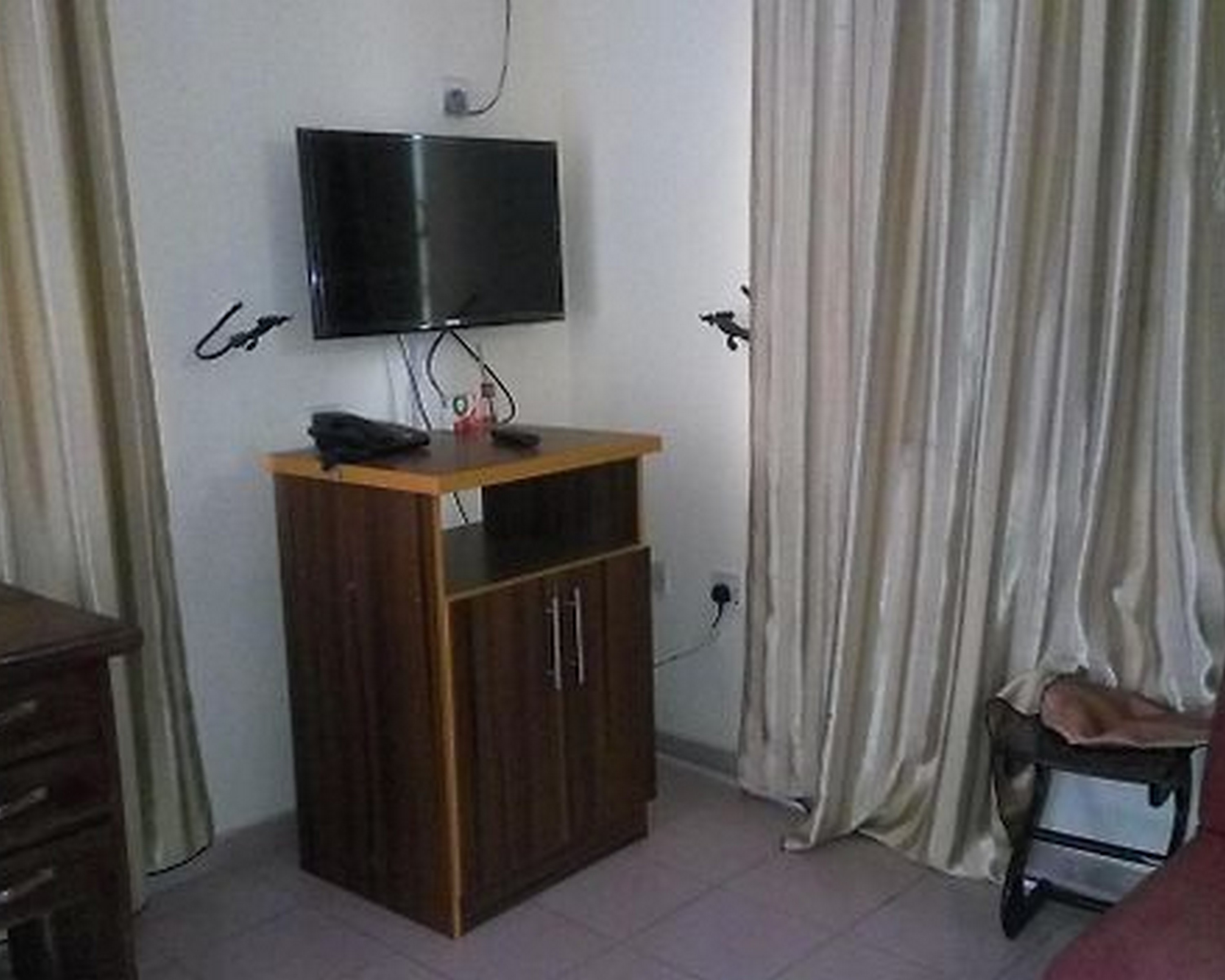 Crown Apartments Extended Stay Suites 5/14
