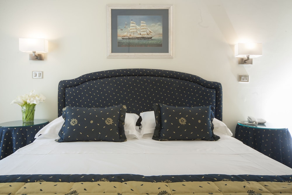 Hotel Mon Cheri 20/73