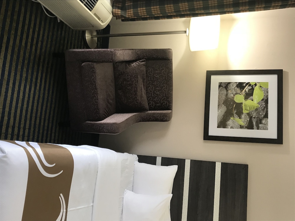 Quality Inn Savannah I-95 photo2