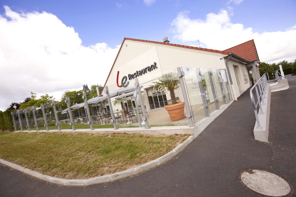 CAMPANILE GUERET 60/61
