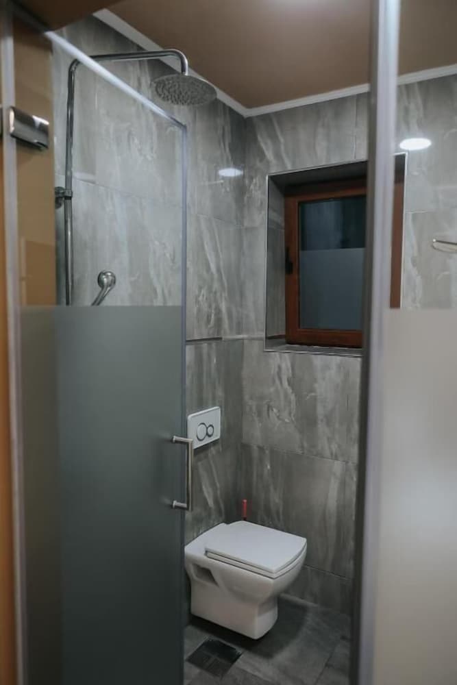HOTEL KRISTAL KORCE 47/55