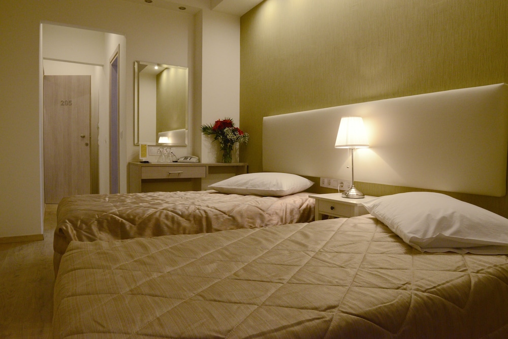 Phidias Hotel 31/69