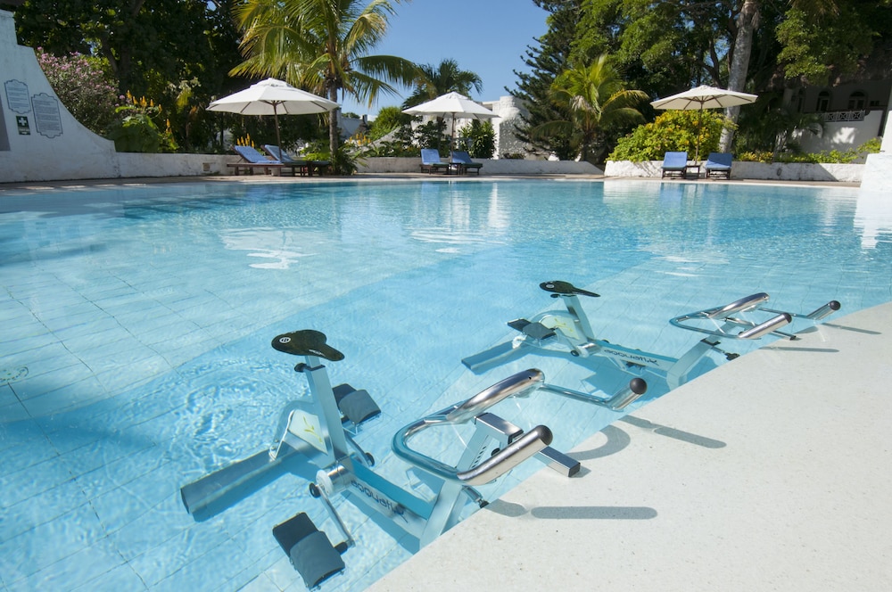 Casuarina Resort and Spa 49/76