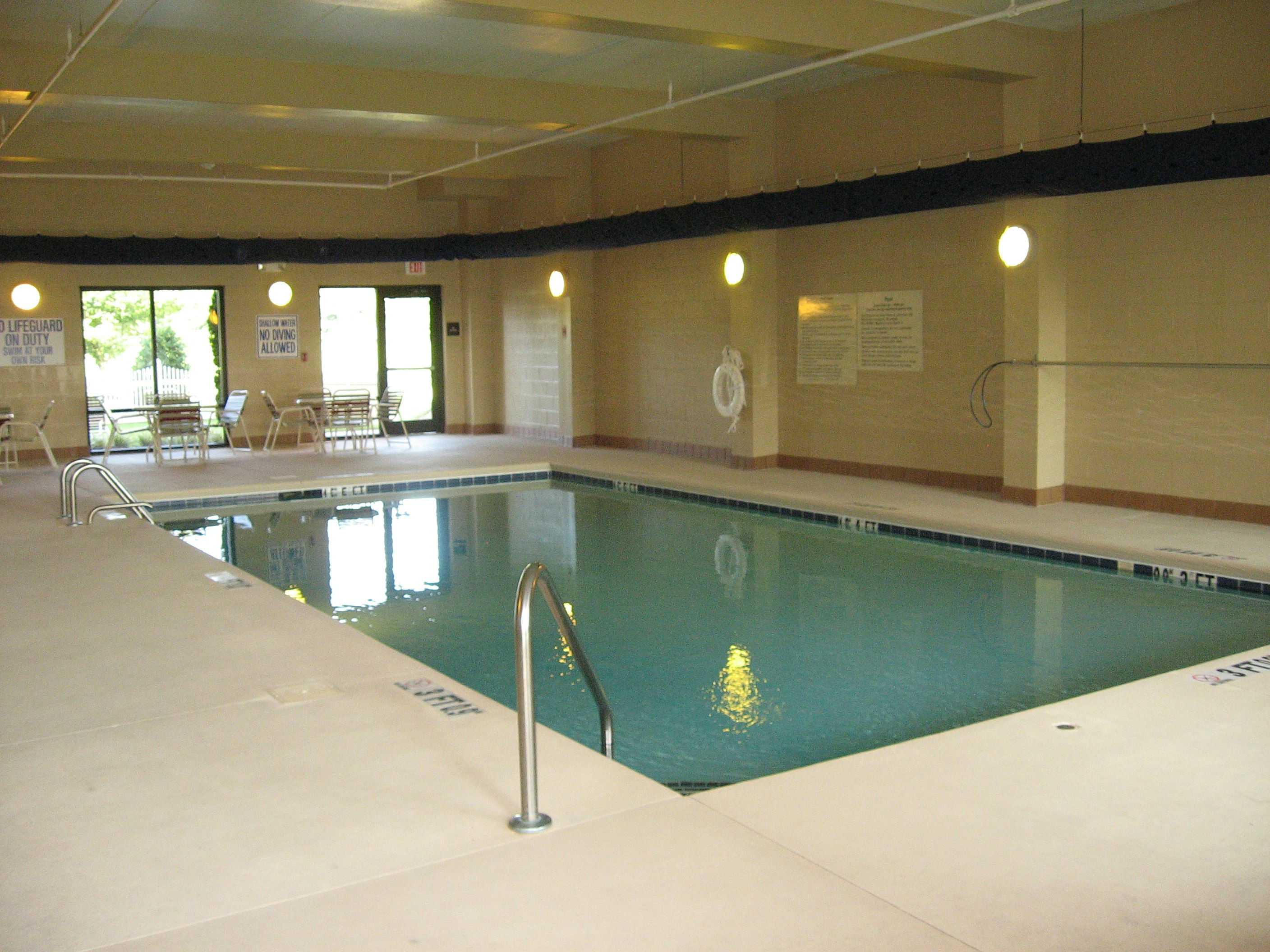 Hampton Inn Suites Spartanburg I 26 Westgate Mall 30/59