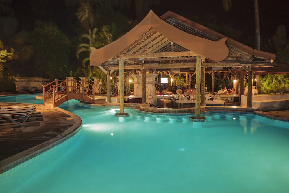 Sunset at the Palms - Adults Only 5/66