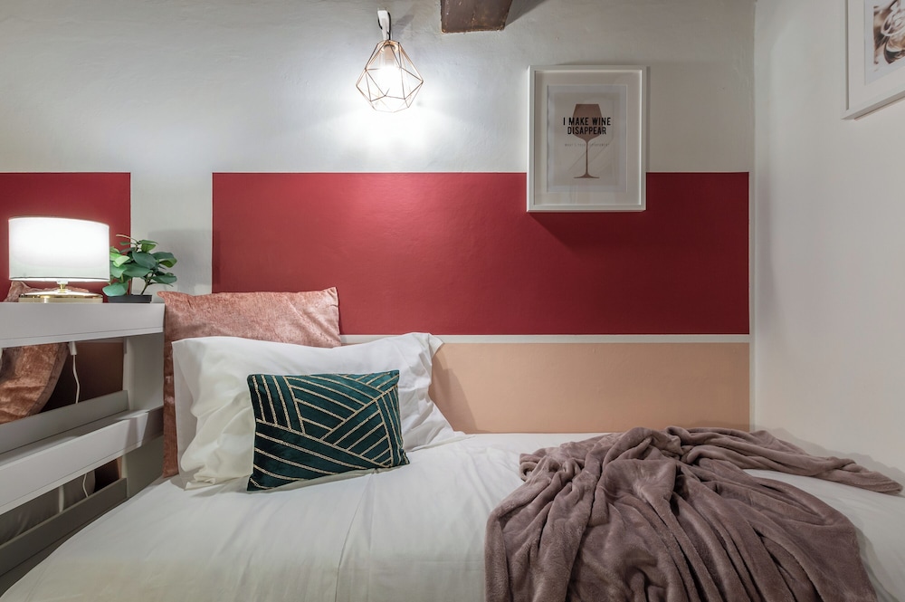 Wine Apartments Florence Ciliegiolo 8/42