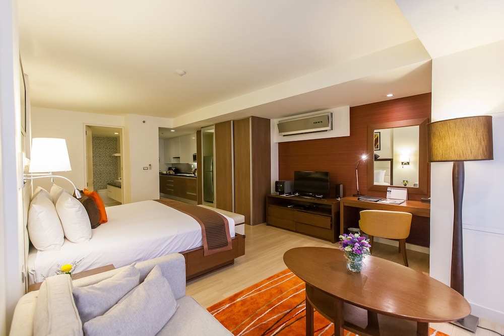 Oakwood Residence Sukhumvit 24 Bangkok 17/26