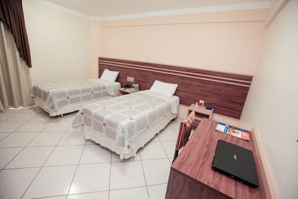 HOTEL HARBOR BARONI GUARAPUAVA 10/51
