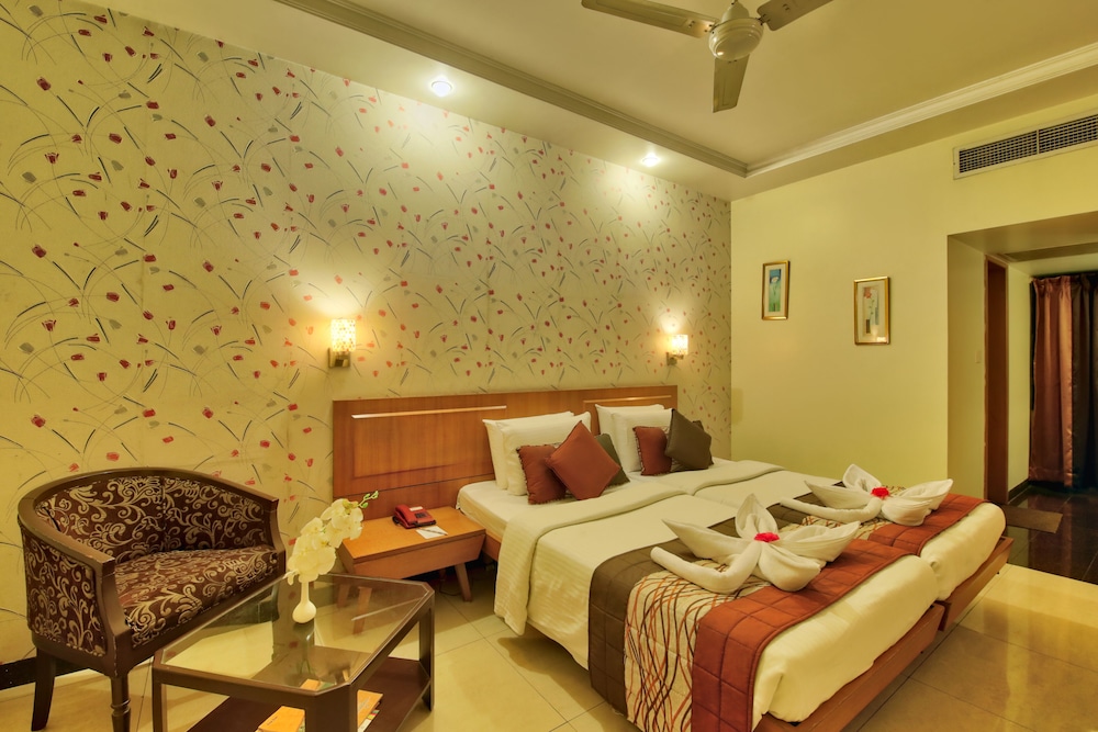Vishwaratna Hotel 14/39