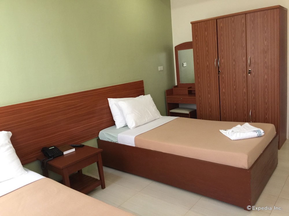 DELUXE, TWIN BEDS