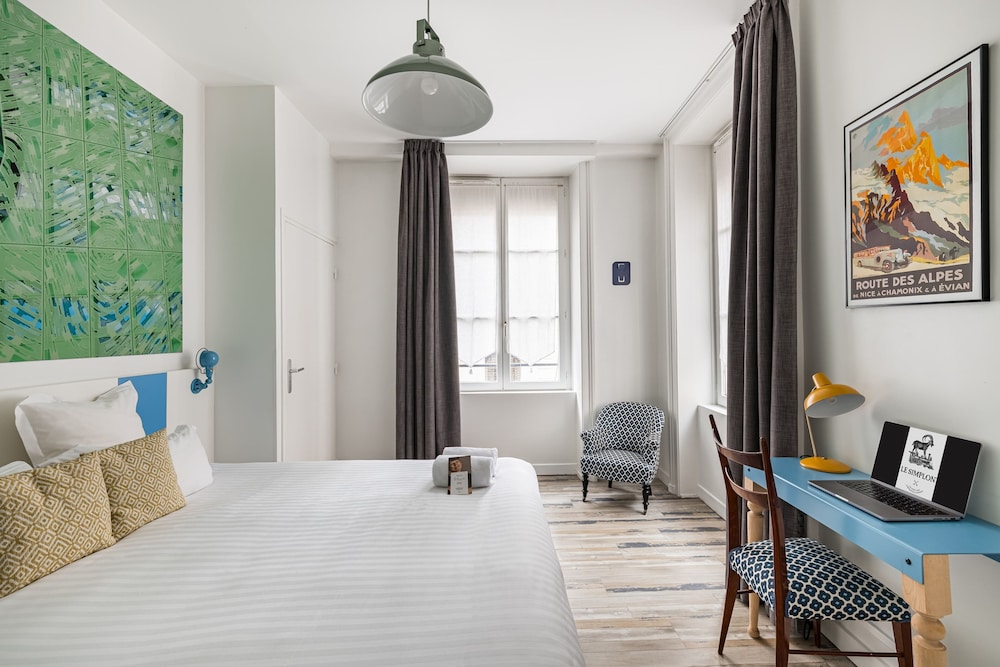 PREMIUM, DOUBLE BED