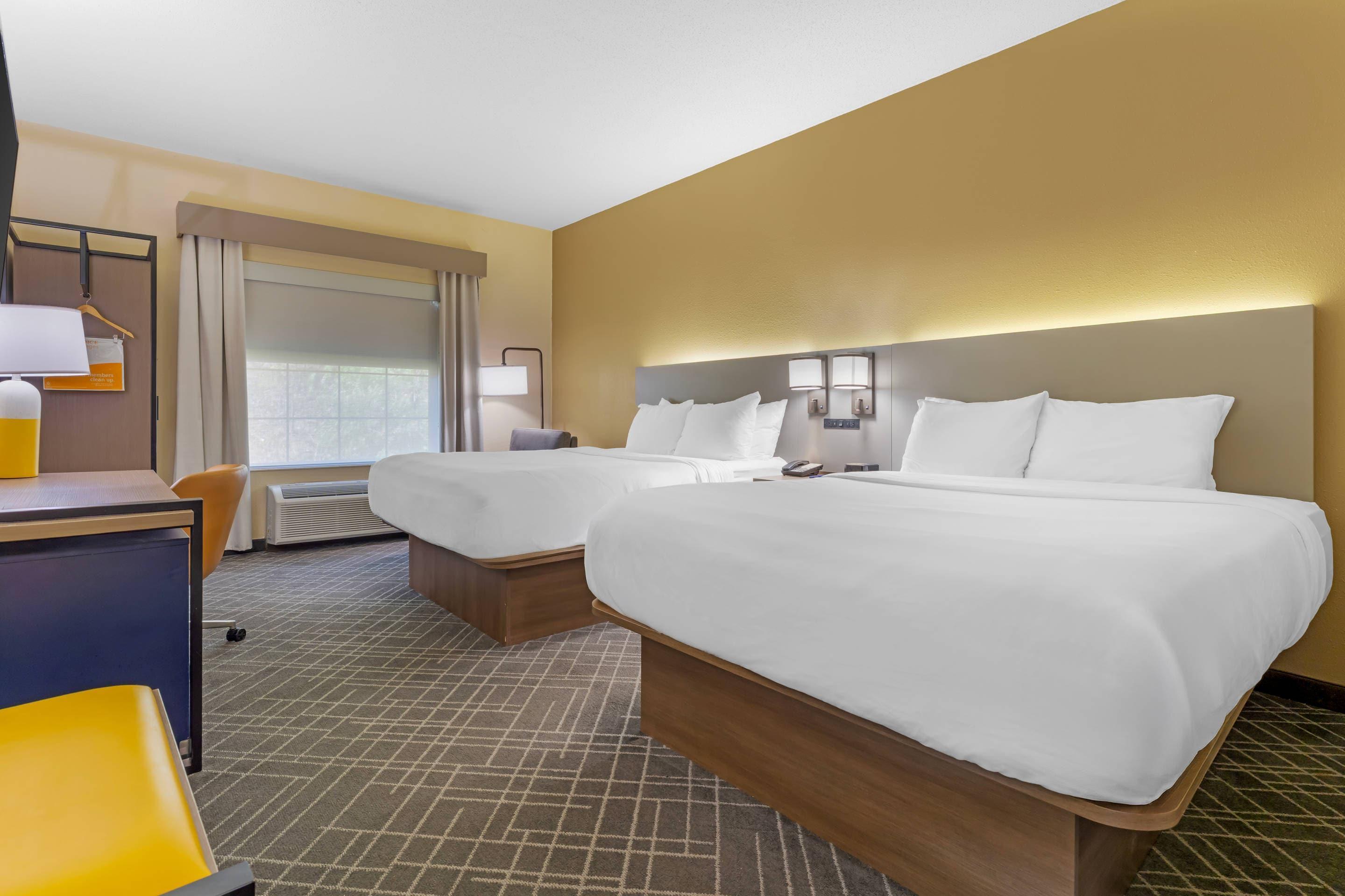 Room, 2 Queen Beds