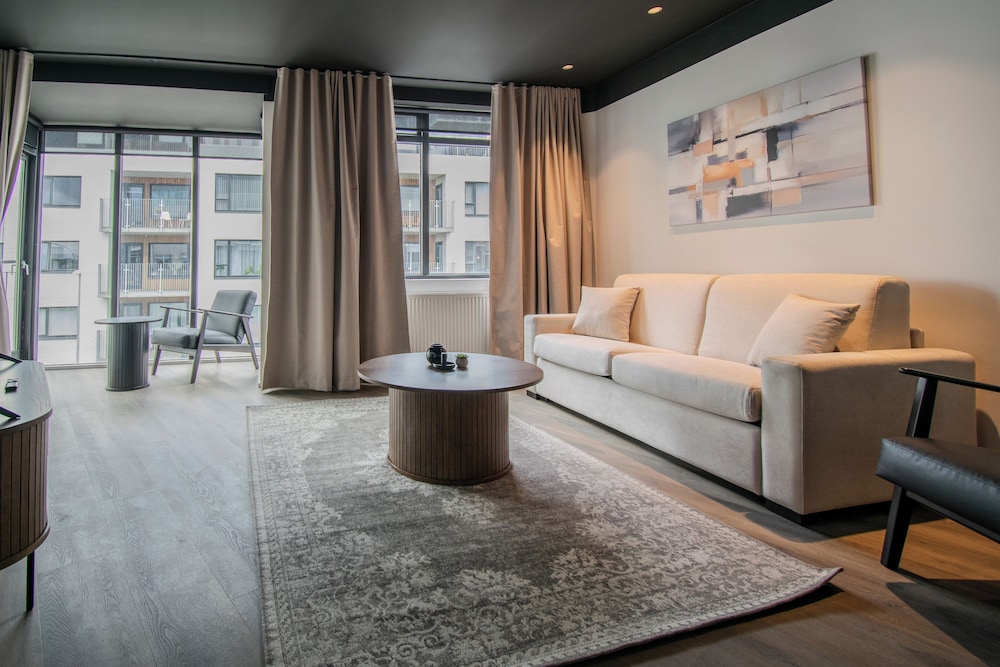 A PART OF REYKJAVIK APARTMENTS BRAUTARHOLT 83/100