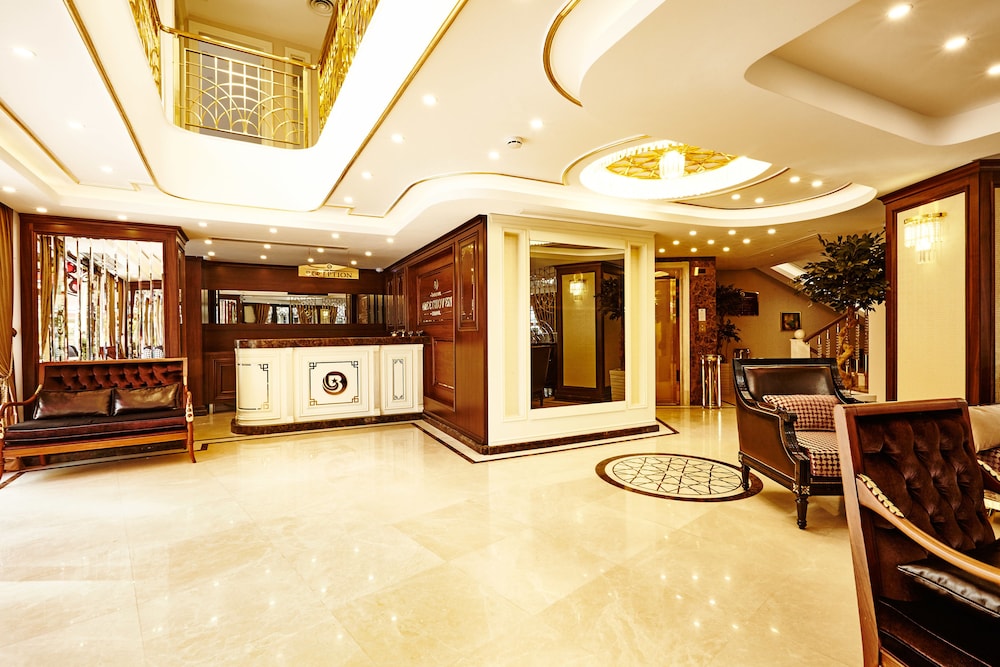 The Barbarossa Hotel 7/30