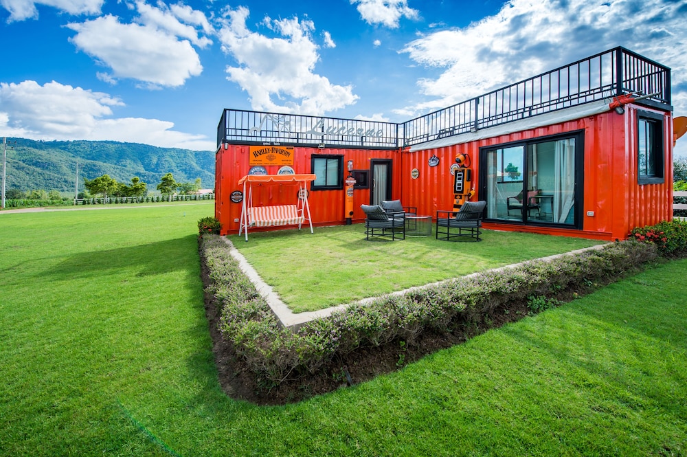 Lucerne Villa Resort 27/34