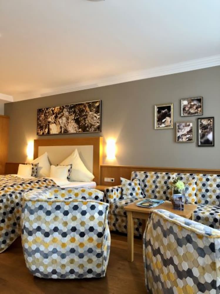 Ortners Resort 12/50