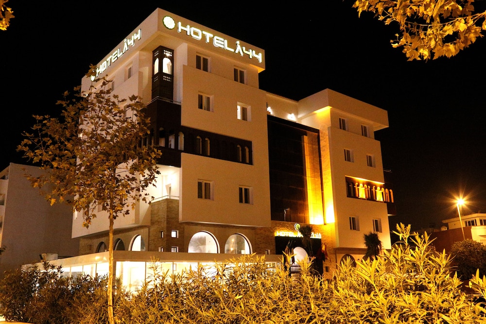 Hotel A44 5/52