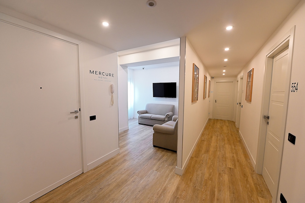 Mercure Palermo Centro 50/70