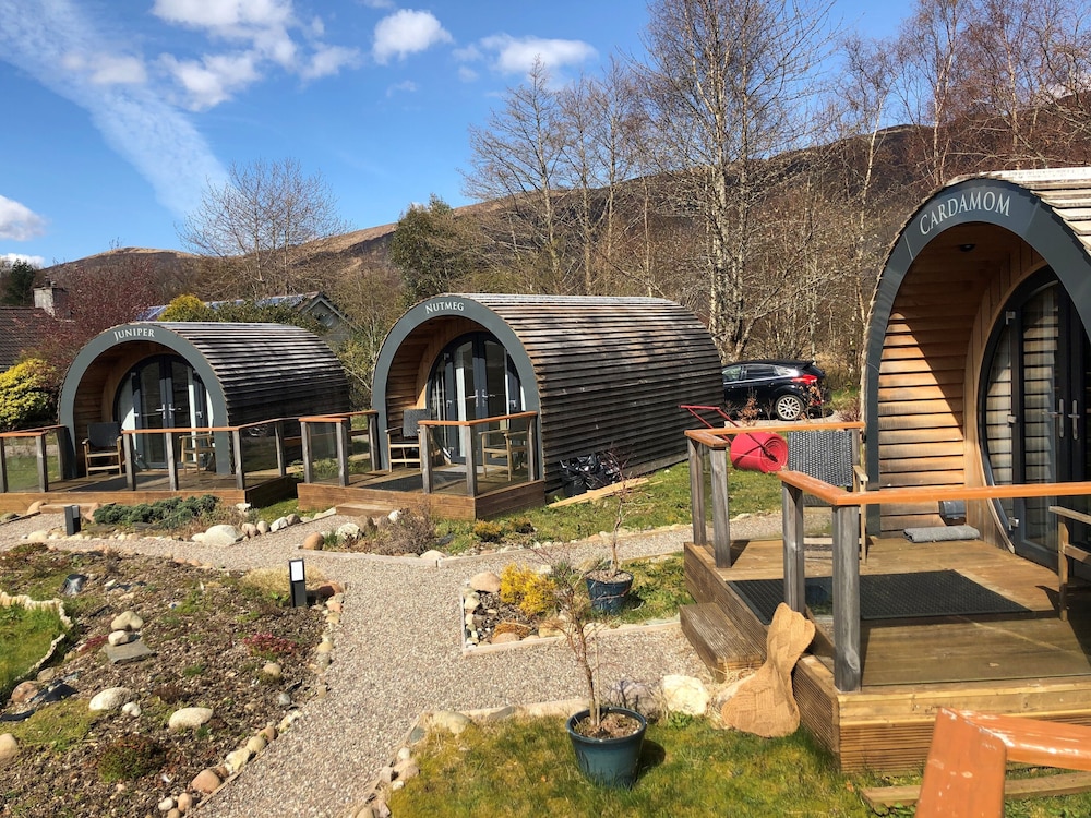 Loch Leven Hotel 44/50
