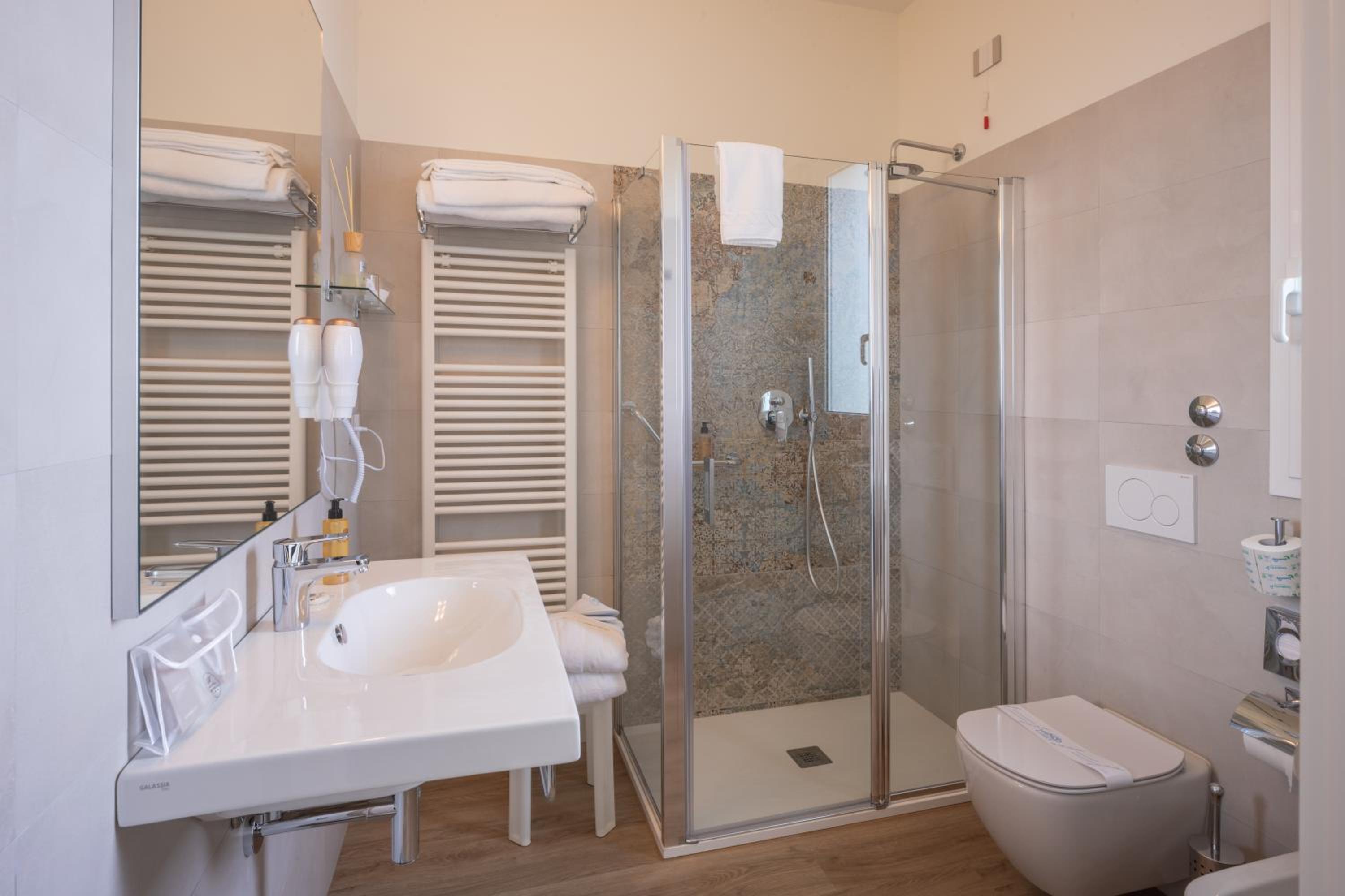 غرفة كومفورت رباعية، Fano Hotel Imperial 10/10