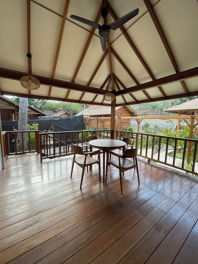 Tropik Resort Lombok 40/50